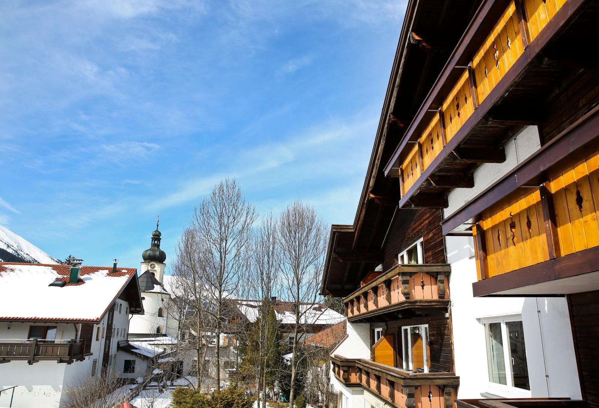 Kaeserstube Ferienwohnungen Tannheim Quarto foto